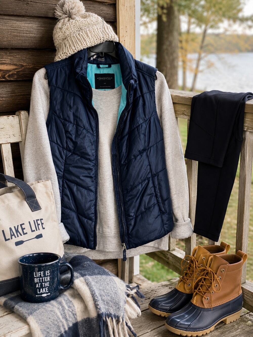 Aeropostale Navy Puffer Vest Aqua Lining Size Large Lightweight Zip Front
